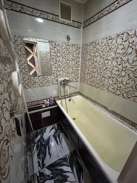 Двухкомнатная в районе сувениров