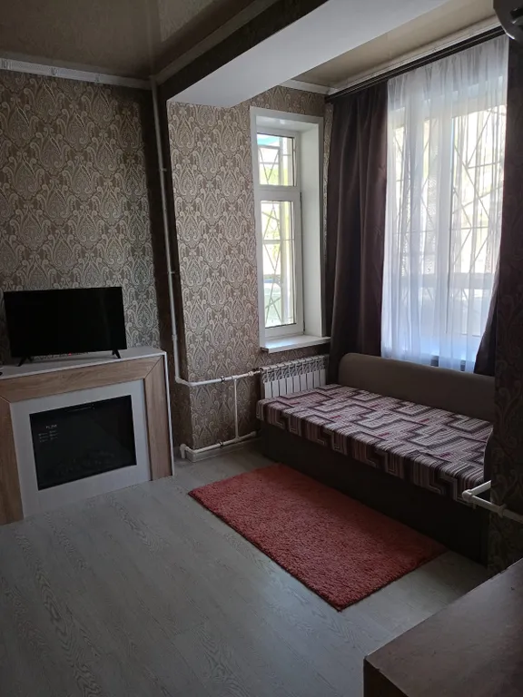 Уютная однокомнатная квартирка с камином