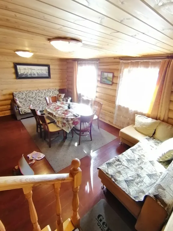 Дом с видом на озеро