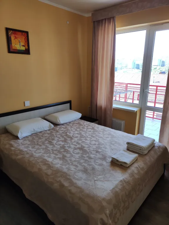 Комната с видом на море