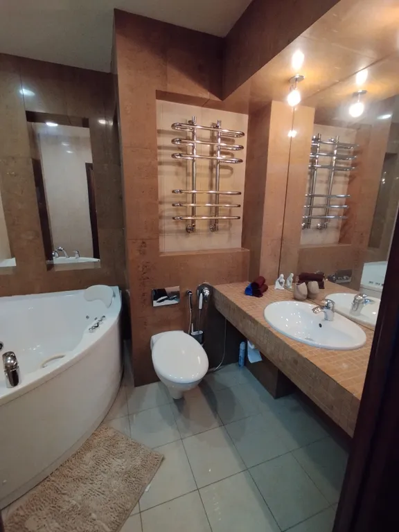 Дом путешественника Люкс