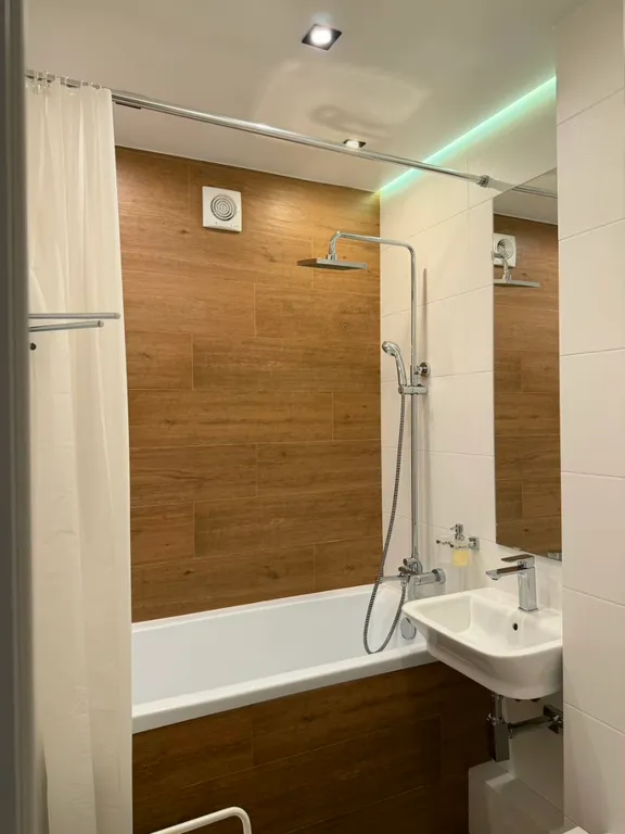 Уютная квартира в центре Ялты, ровное место, развитая инфрастуктура