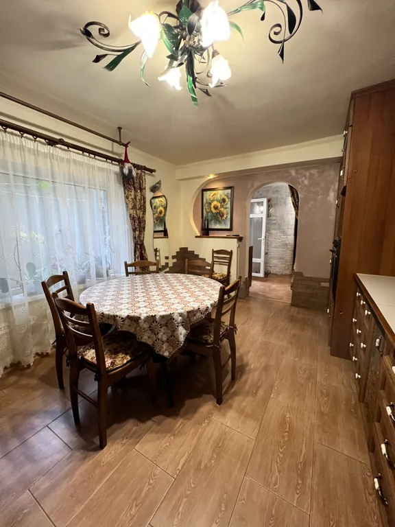 Комфортабельный двухэтажный дом