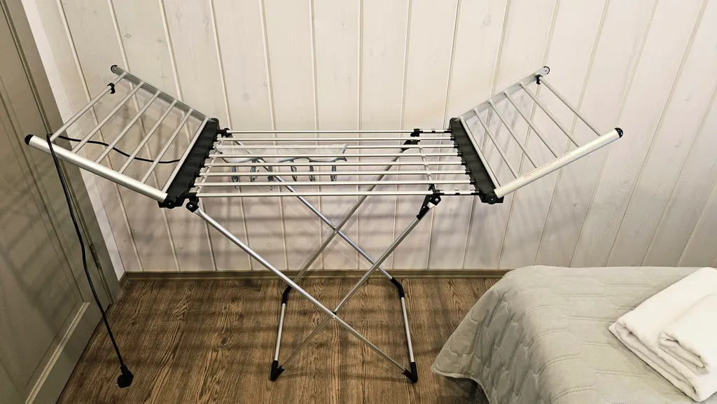 Далеко и надолго