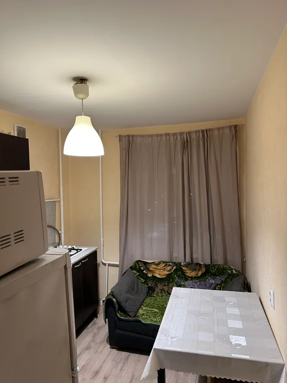 Двухкомнатная квартира рядом с Быстрицей