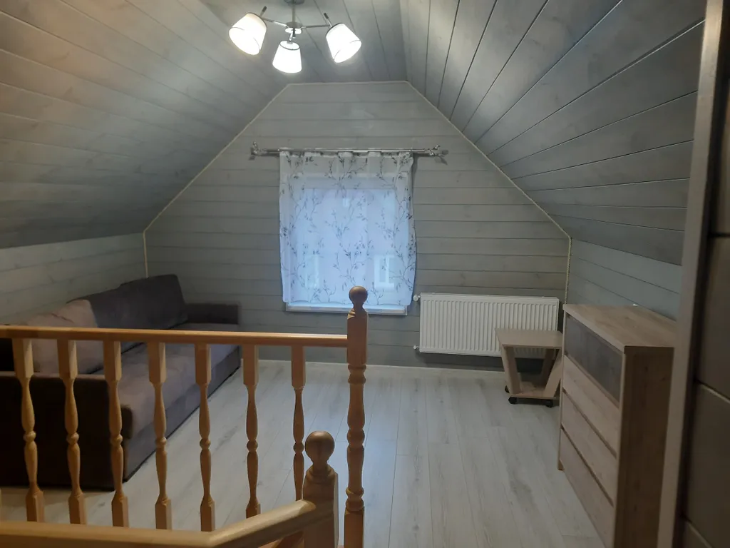 Домик в Пуще у озера