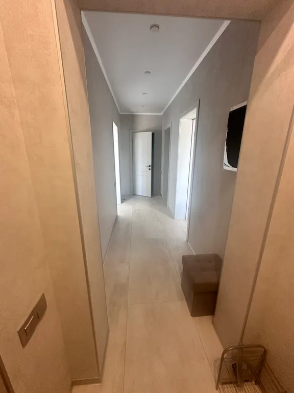 Уютный семейный дом на берегу озера