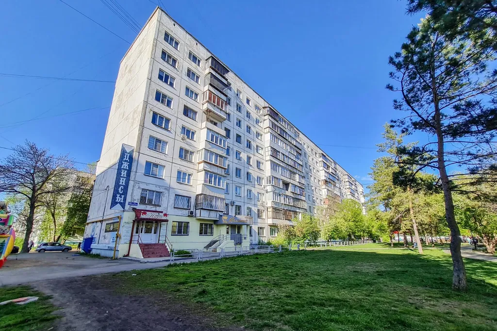 Квартира с новым оригинальным ремонтом, начало Комсомольского проспекта