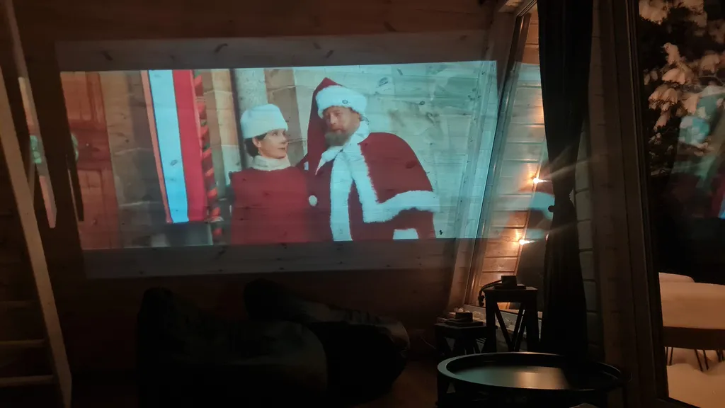 Домик в лесу Волчье логово