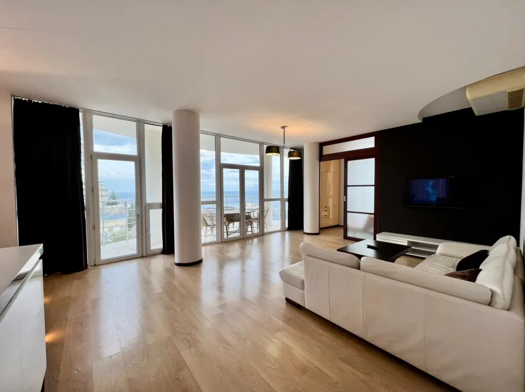 Квартира с видом на море в жк белый дом — аренда посуточно в Гурзуф