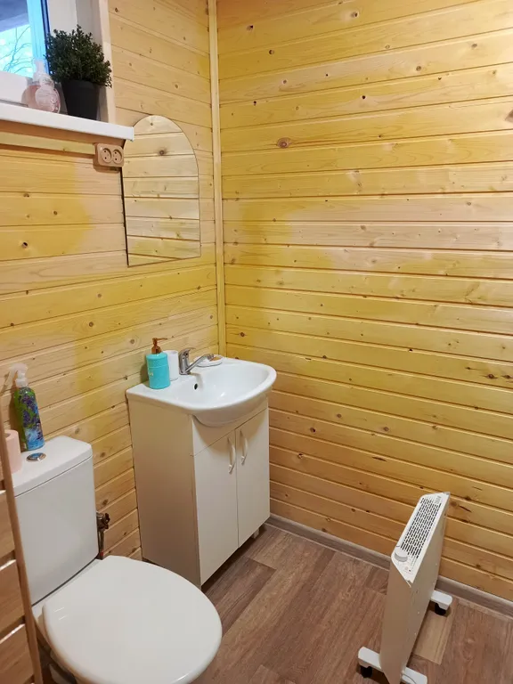 Уютный деревянный домик