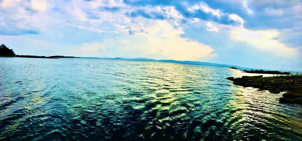 Проживание, отдых, рыбалка на живописном курортном озере Аргази