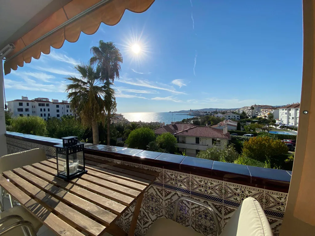 Квартира Апартаменты с шикарным видом на море и Ситжес — аренда посуточно в Ситжес