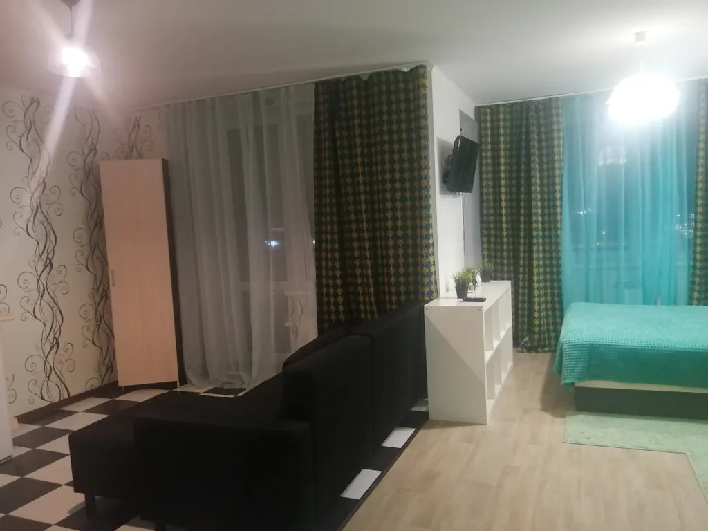 Квартира студия возле фестиваль, континент, метромост. Левый берег