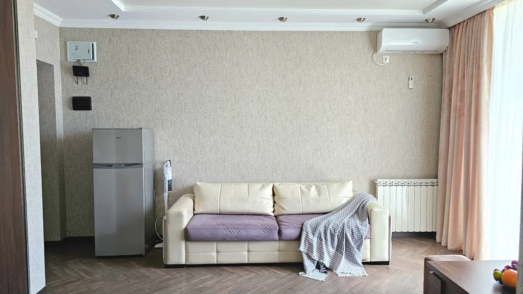 GR-2210 Уютная квартира у моря с видом на горы