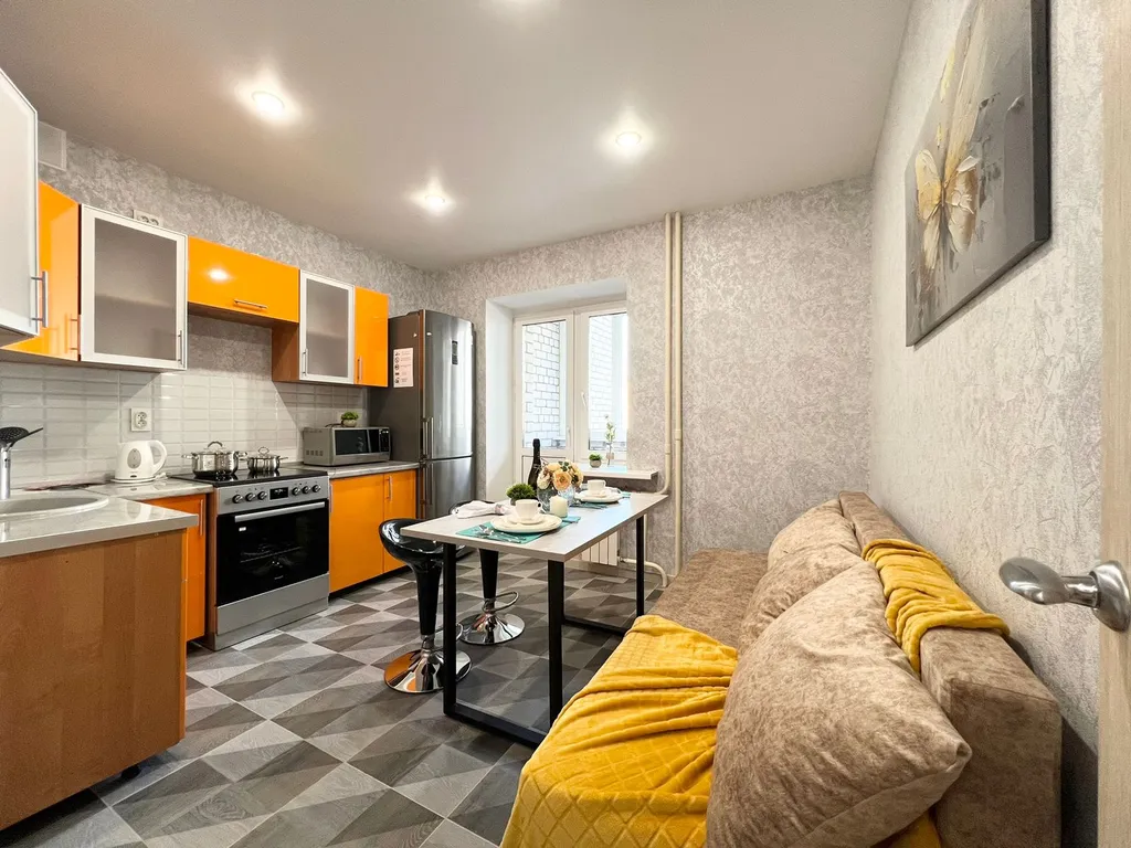 2-комнатная квартира в тихом центре