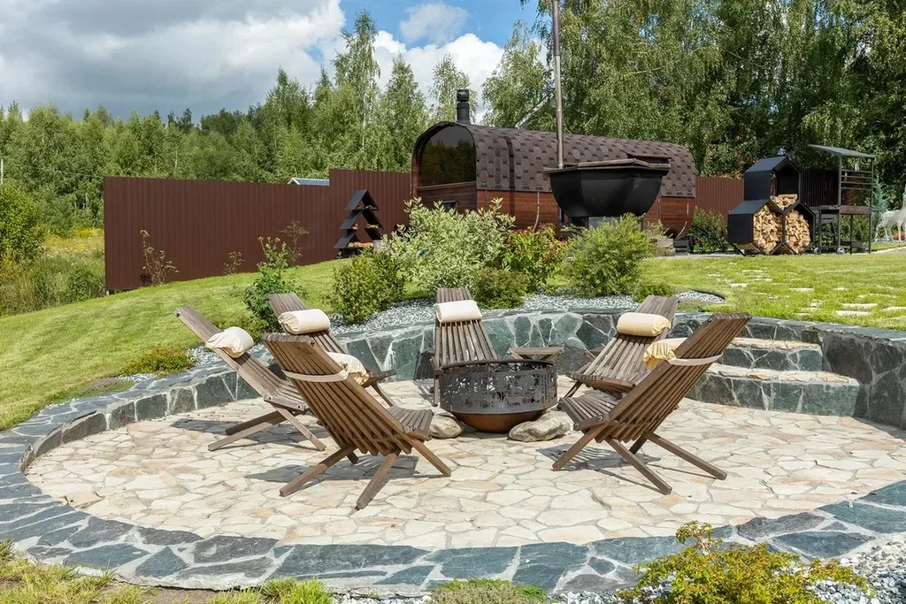 Коттедж с бассейном, баней и чаном