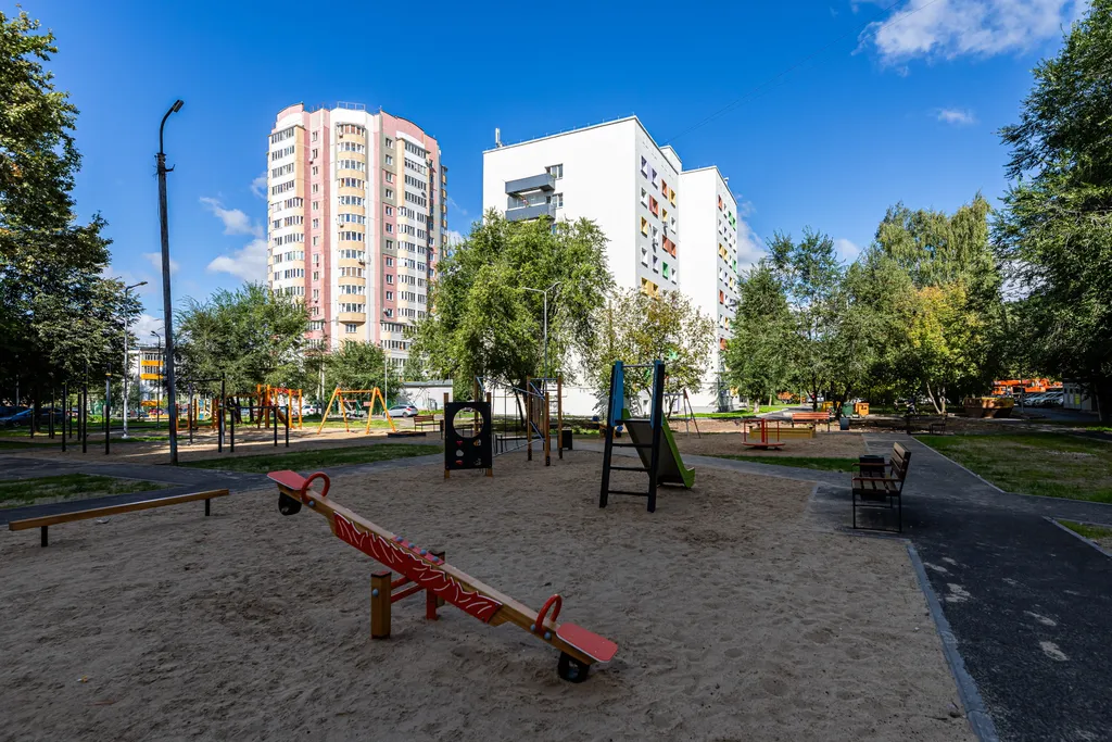 Уютная квартира Black and red house