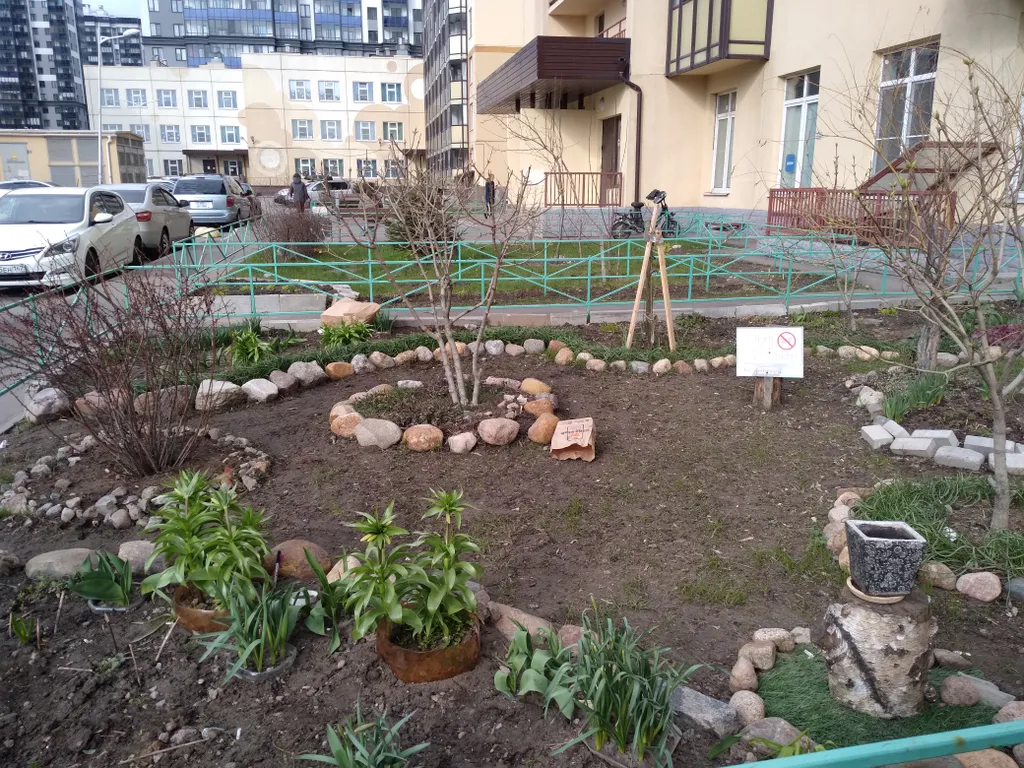 Студия у метро Девяткино