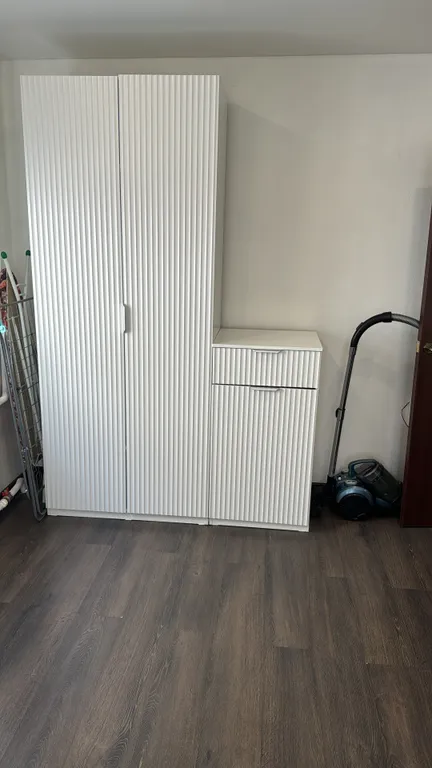 Уютная квартира в хорошем районе!Все в шаговой доступности!