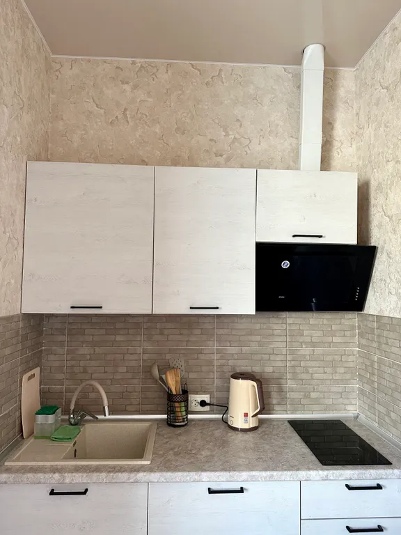 Уютная 1-комнатная квартира недалеко от моря