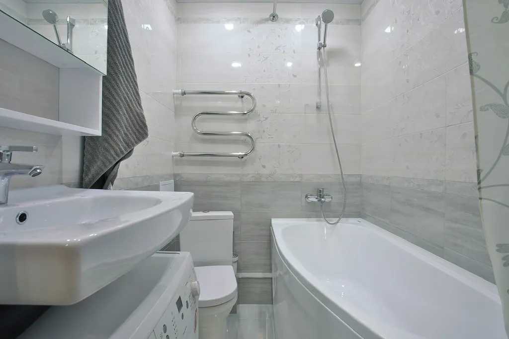 Lux Blue apartment с ванной и большим ТВ (1ый ЖК от метро, 700 метров)