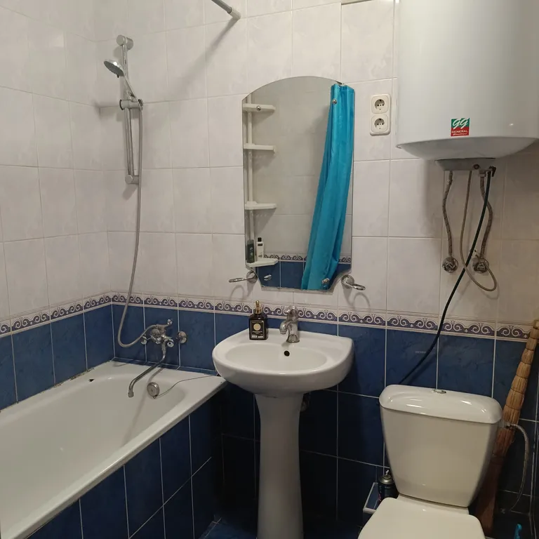 1-комнатная квартира возле Киномакса