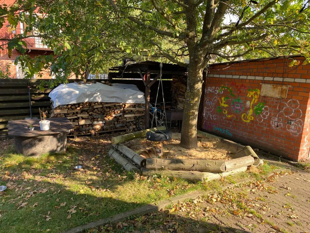 Уютный дом с баней и подворьем