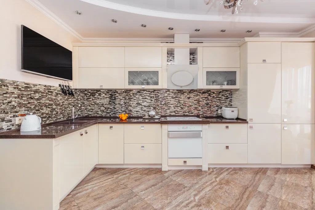 Большая квартира у моря