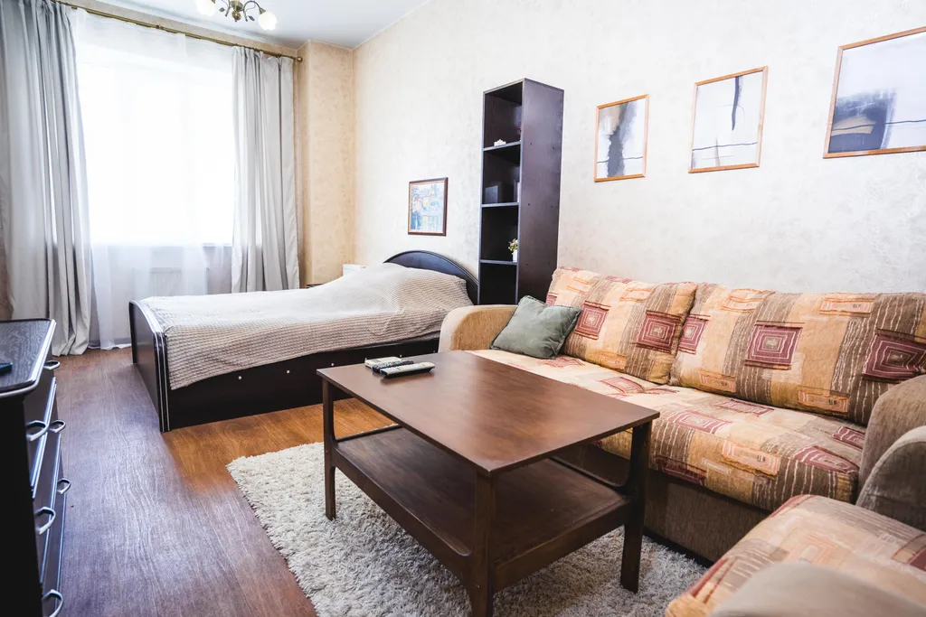 Atlant Apartments 83л