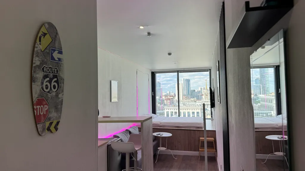 Апартаменты Pink neonlight