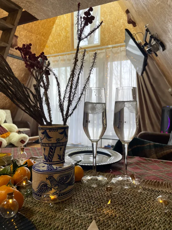 Милый дом на берегу озера