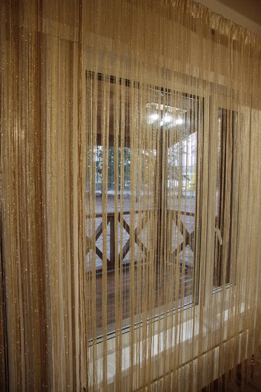 Уютный коттедж в сосновом лесу с видом на озеро