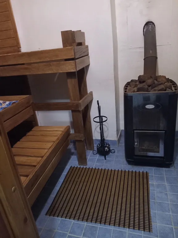 Дом c финской дровяной сауной и отдельной баней в Карелии