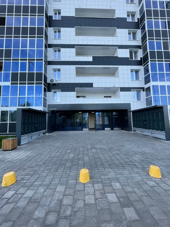 Студия в новом комплексе недалеко от аэропорта