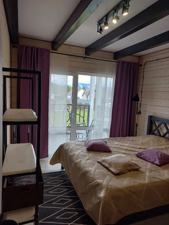 Дом с видом на горы