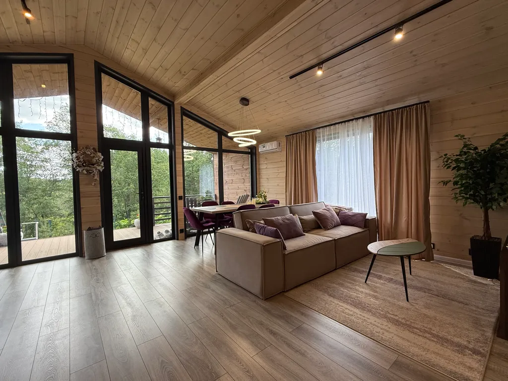 Коттедж Дом с сибирским чаном — Горки