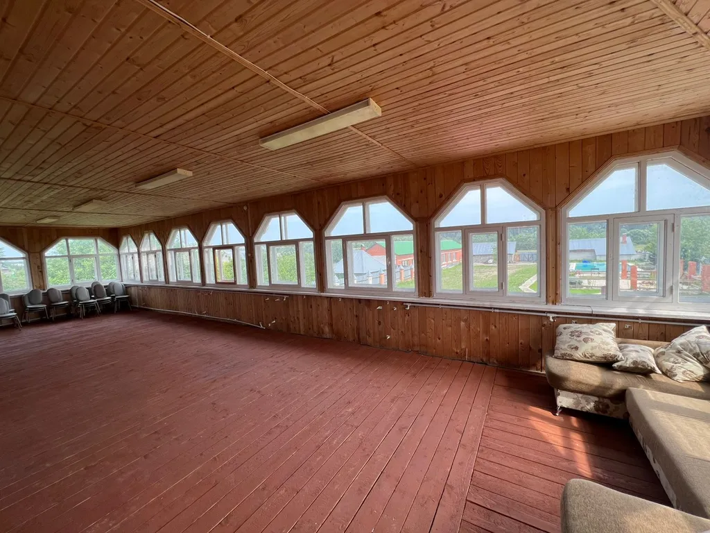 Дом с баней, бильярдом и бассейном в Подмосковье