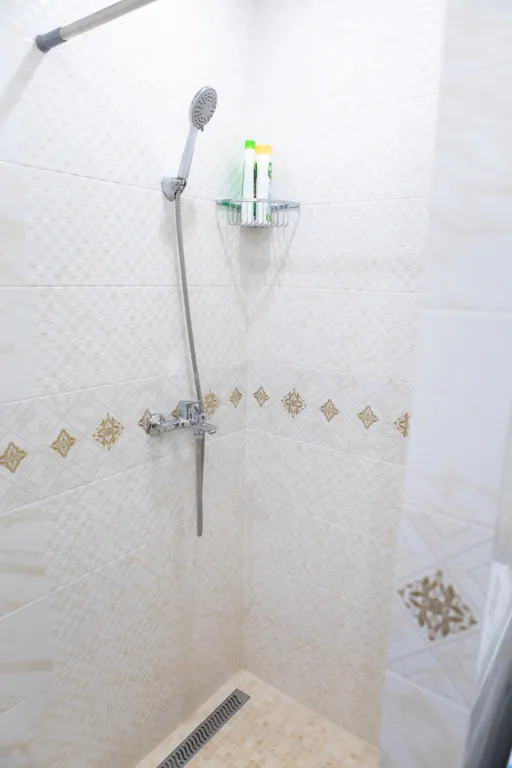 Уютная студия с дизайнерским ремонтом