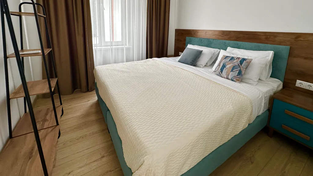 Двухуровневый полулюкс с зоной отдыха на крыше