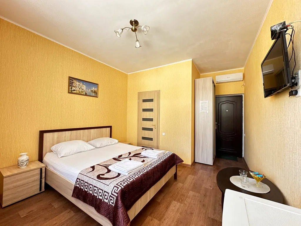 Квартира Комната — аренда посуточно в Семидворье