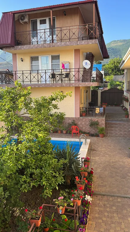 Двухкомнатный номер с кухней и бассейном