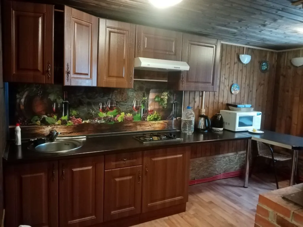 Уютный двухэтажный дом с баней