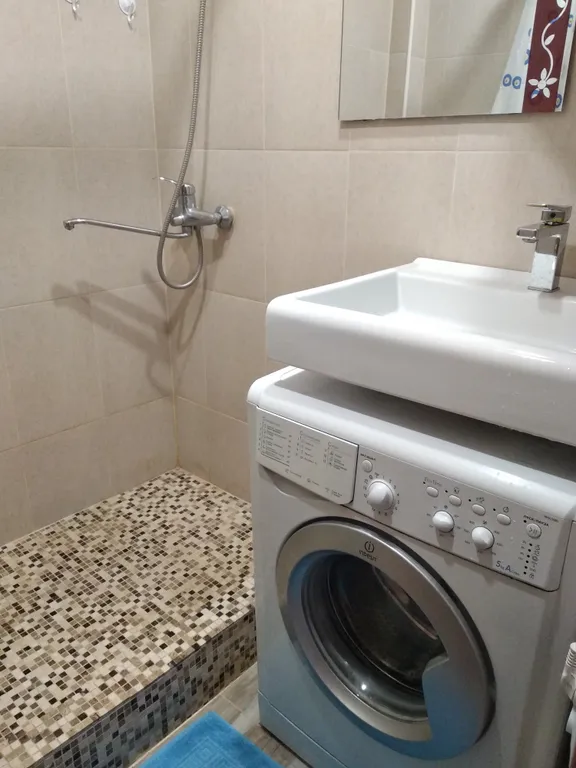 2- комнатная квартира у моря