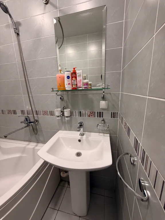 улица Садика Азимова 63 by Royal rentals