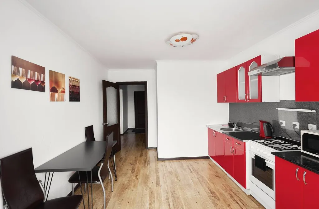 Большой 1-комнатной квартиры с видом на парк и реку