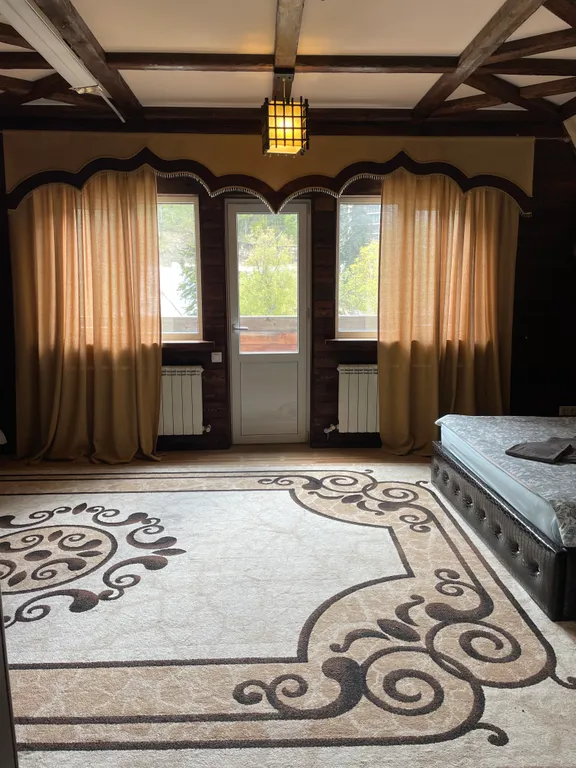 Люксовый двухкомнатный в самом сердце Домбая