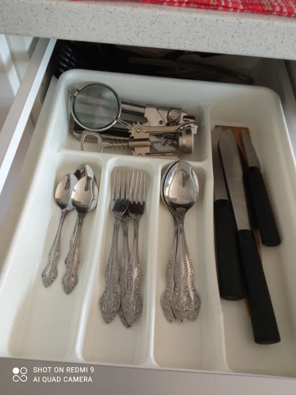 Квартира в Сочи с балконом, ровное место, вид на море, центр Хосты