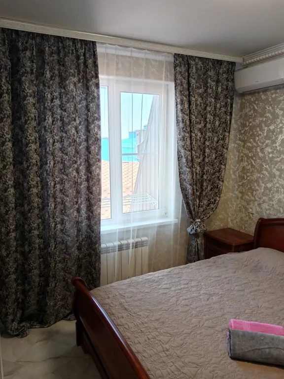 Шикарная огромная квартира с видом на море