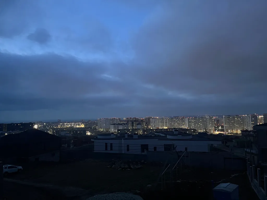 Квартира Квартира Трёхместный номер с шикарным видом на город и море — Анапа